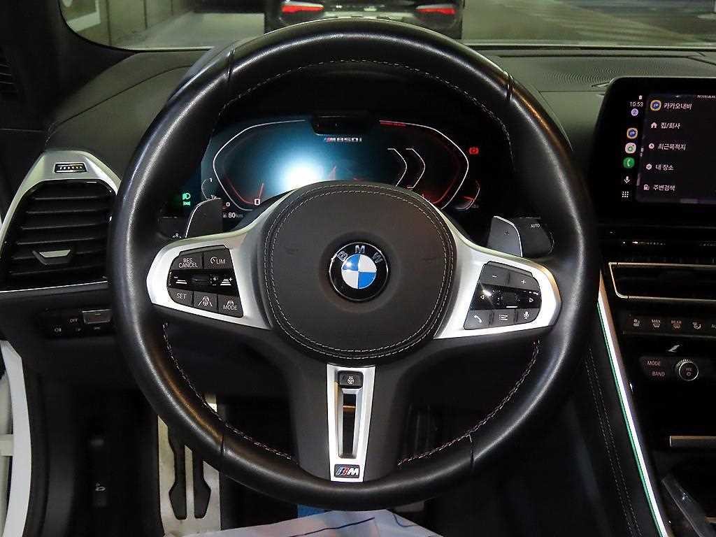 BMW 8시리즈 8시리즈 (G15) M850i xDrive 그란 쿠페 이미지 8