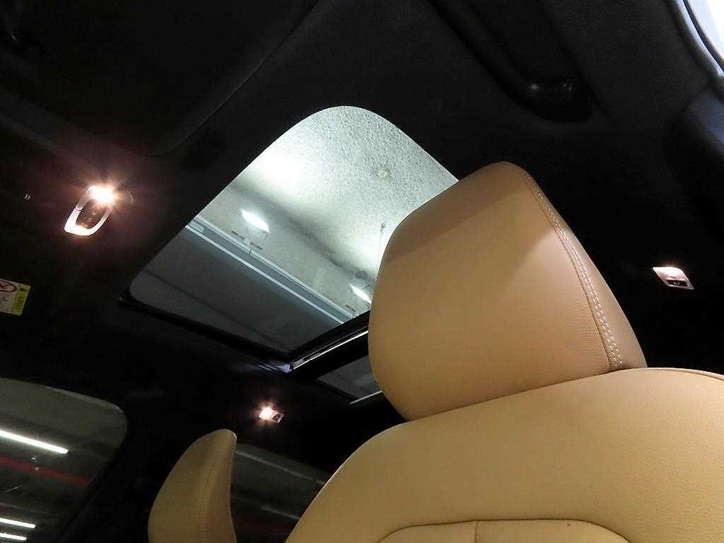 볼보 XC40 B4 AWD 인스크립션 이미지 15