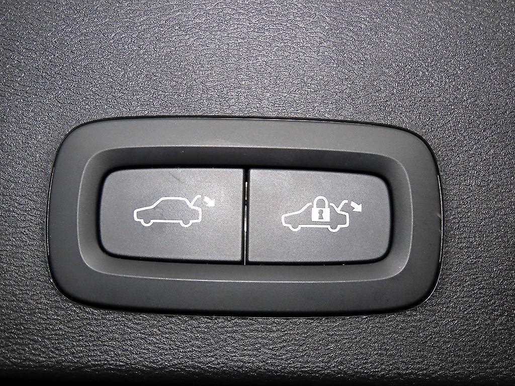 볼보 XC40 B4 AWD 인스크립션 이미지 16