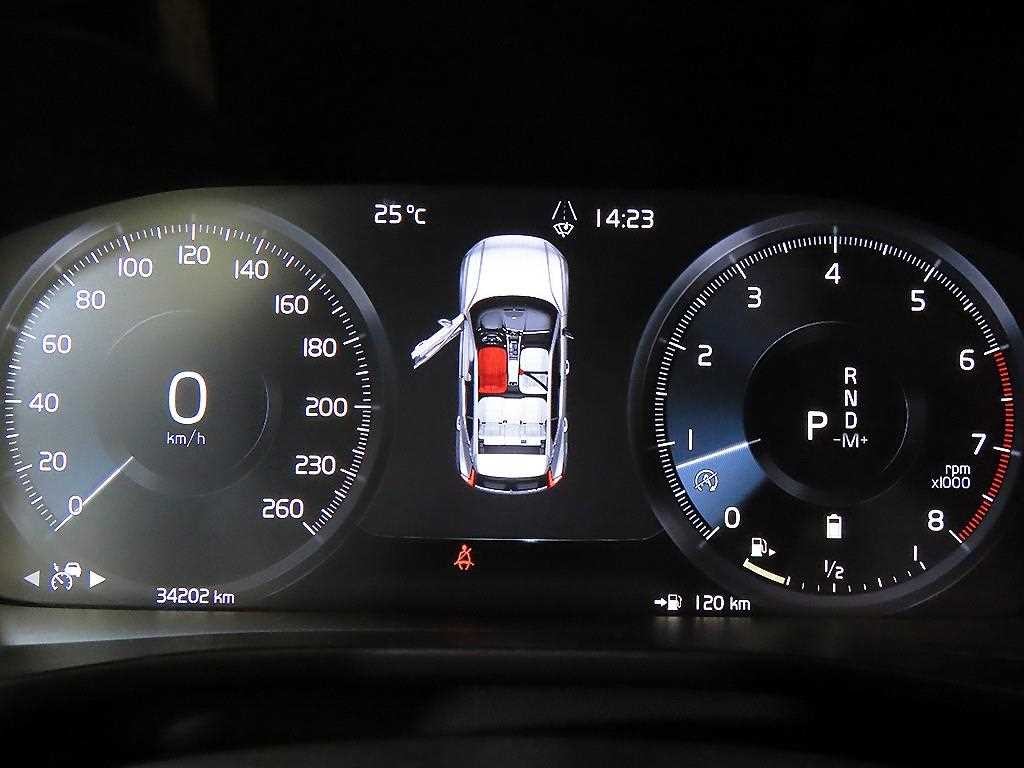 볼보 XC40 B4 AWD 인스크립션 이미지 9