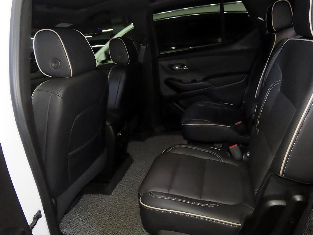 쉐보레 트래버스 3.6 AWD 레드라인 이미지 7