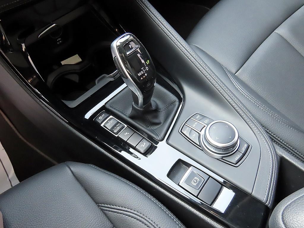 BMW X1 X1 (F48) xDrive 20i xLine 스페셜에디션 이미지 10