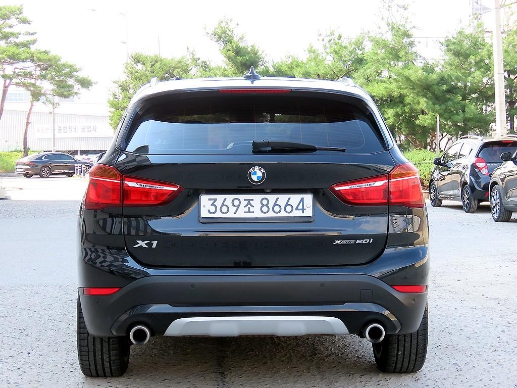 BMW X1 X1 (F48) xDrive 20i xLine 스페셜에디션 이미지 4