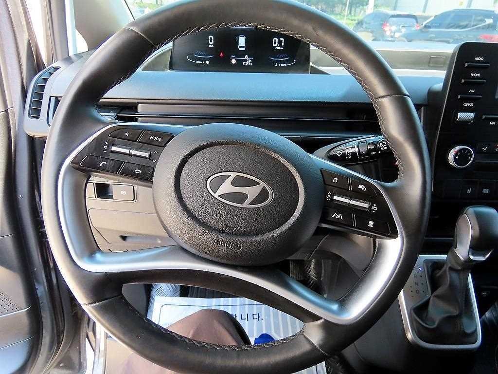 현대 스타리아 2WD 디젤 카고 모던 3인승 이미지 8