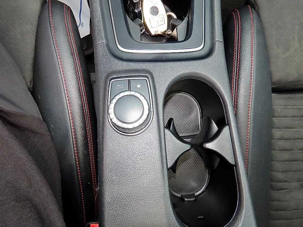 벤츠 CLA 클래스 CLA클래스 CLA 220 AMG LINE 이미지 13