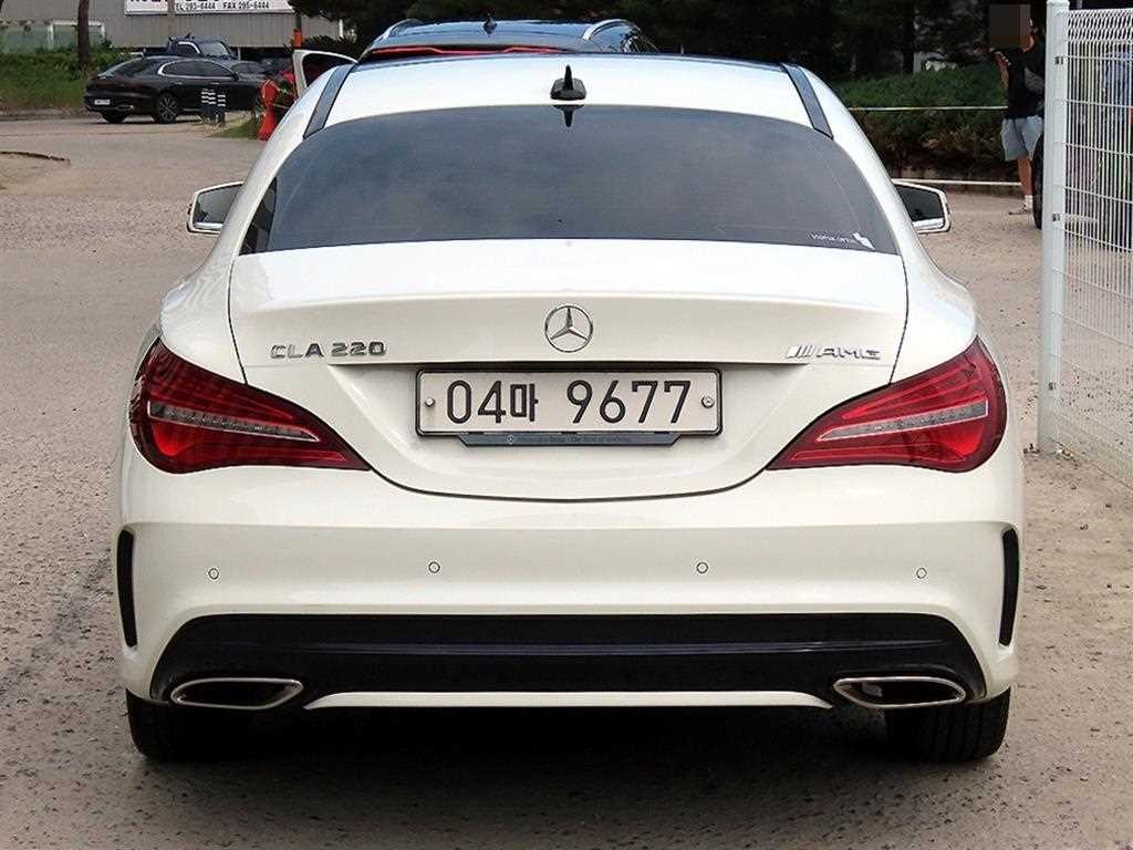 벤츠 CLA 클래스 CLA클래스 CLA 220 AMG LINE 이미지 5