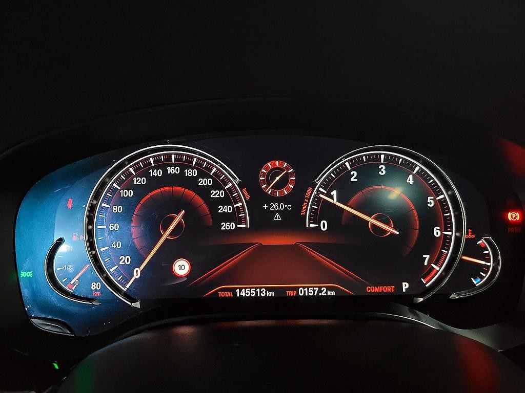 BMW 5시리즈 5시리즈 (G30) 520i 럭셔리 이미지 10