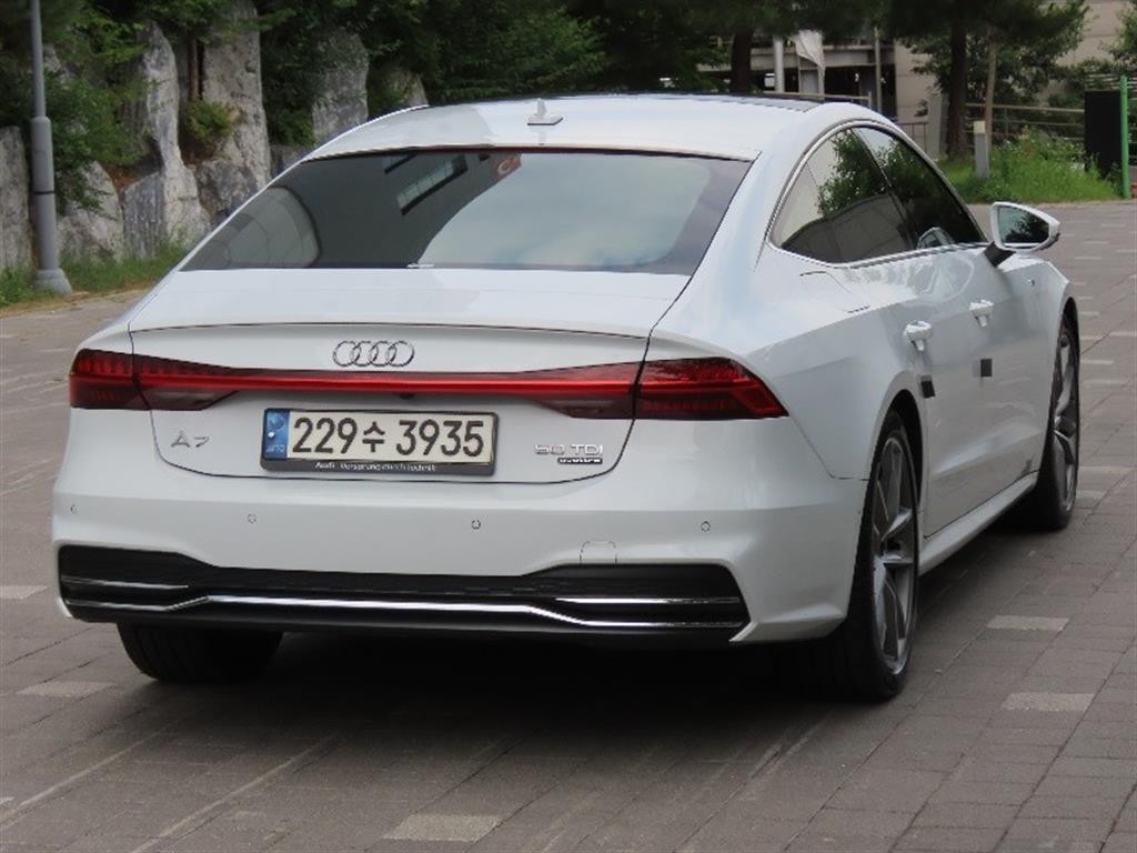 아우디 A7 A7 (4K) 50 TDI 콰트로 프리미엄 이미지 3