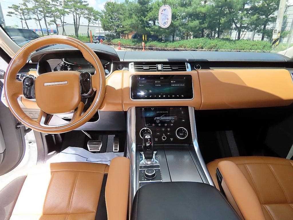 랜드로버 레인지로버 스포츠 레인지로버 스포츠 2세대 3.0 SC HSE 다이나믹 이미지 7