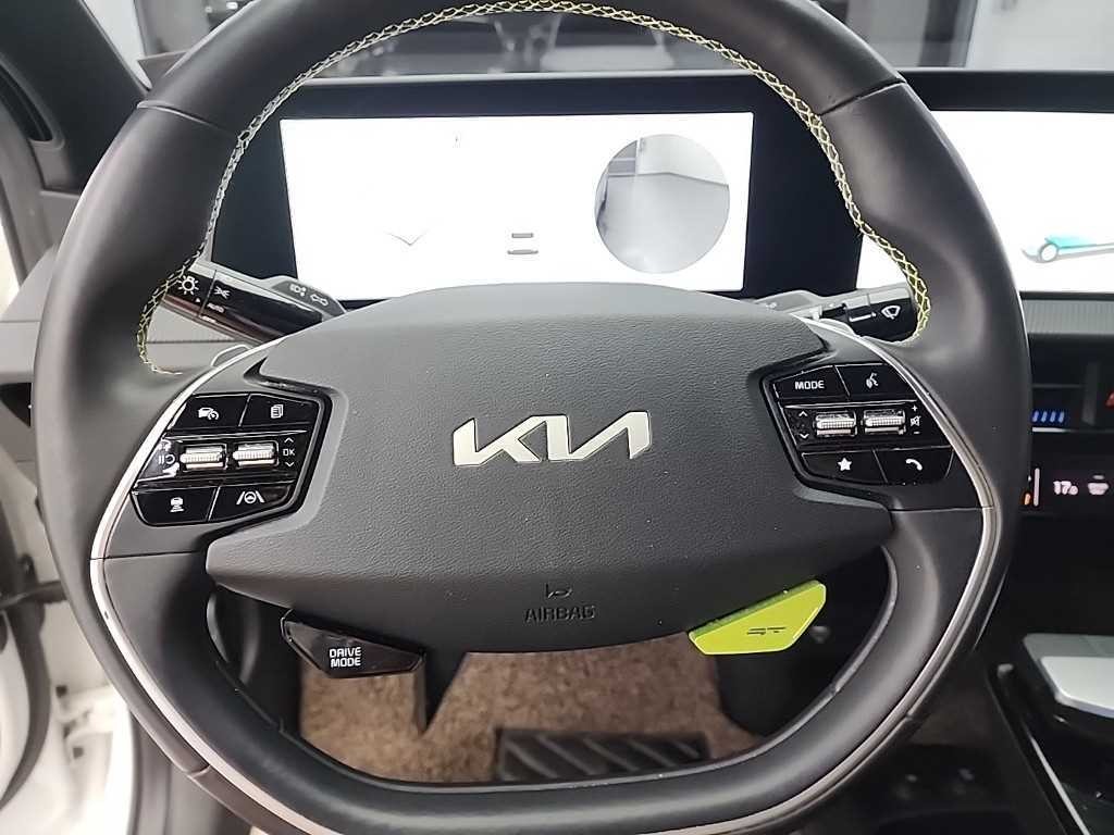 기아 EV6 GT AWD 이미지 9