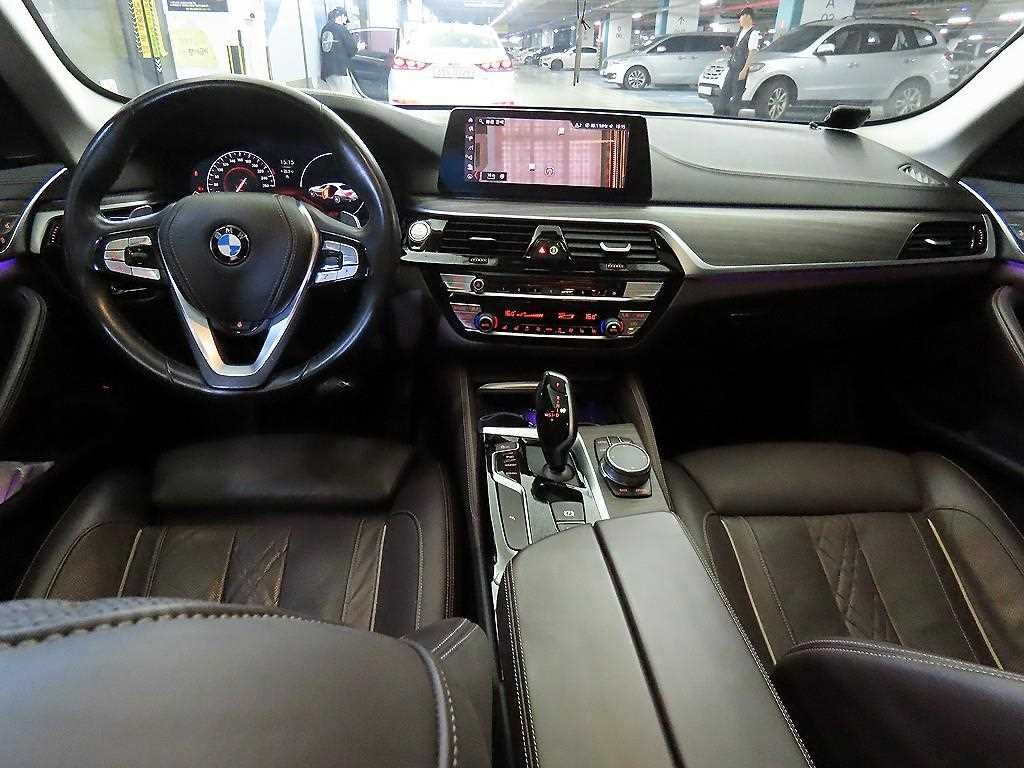 BMW 5시리즈 5시리즈 (G30) 530i xDrive 럭셔리 플러스 이미지 10