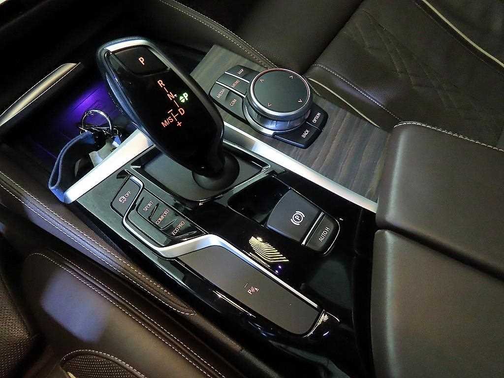 BMW 5시리즈 5시리즈 (G30) 530i xDrive 럭셔리 플러스 이미지 12