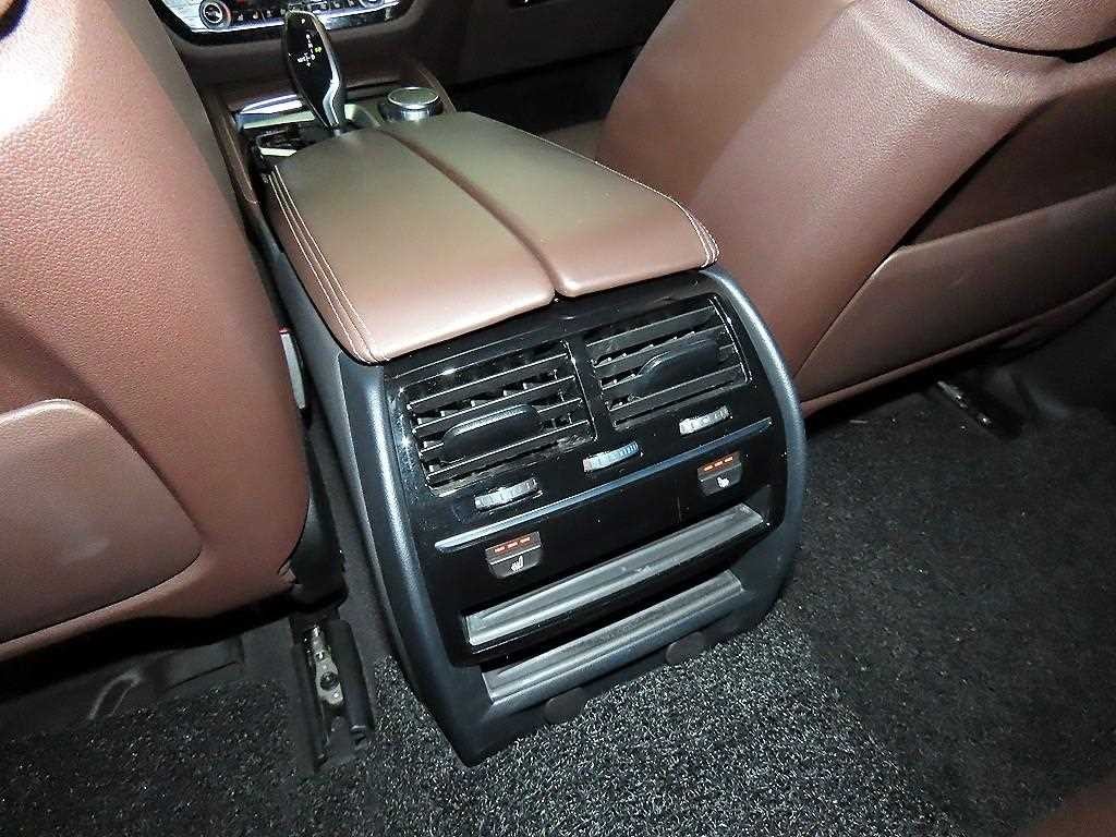 BMW 5시리즈 5시리즈 (G30) 530i xDrive 럭셔리 플러스 이미지 15
