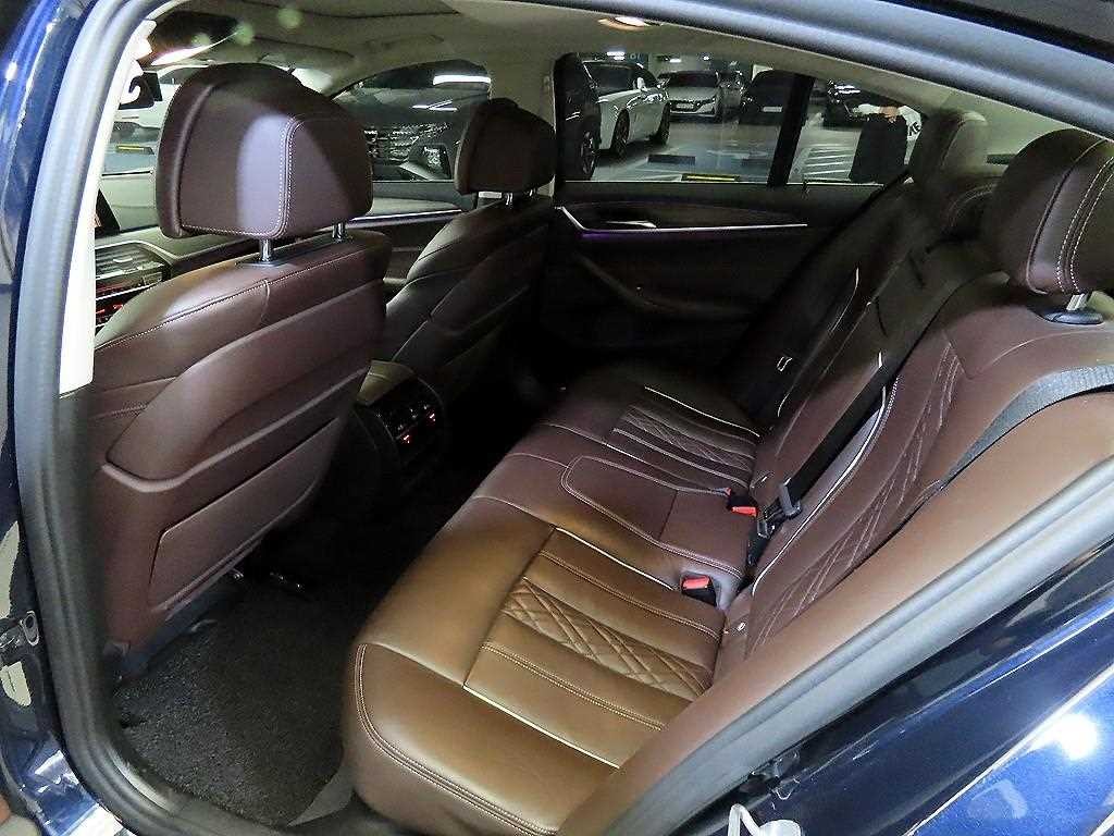 BMW 5시리즈 5시리즈 (G30) 530i xDrive 럭셔리 플러스 이미지 7