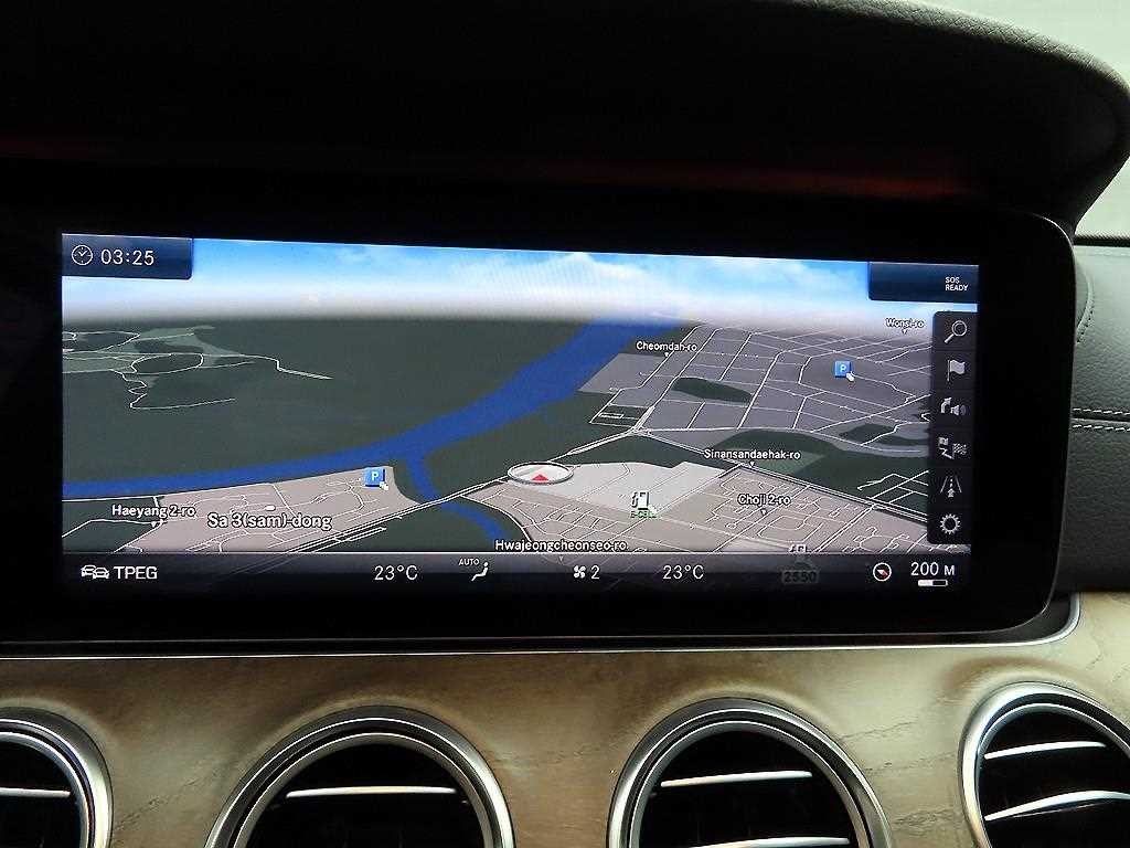 벤츠 E 클래스 E-클래스 W213 E300 4MATIC 익스클루시브 이미지 15