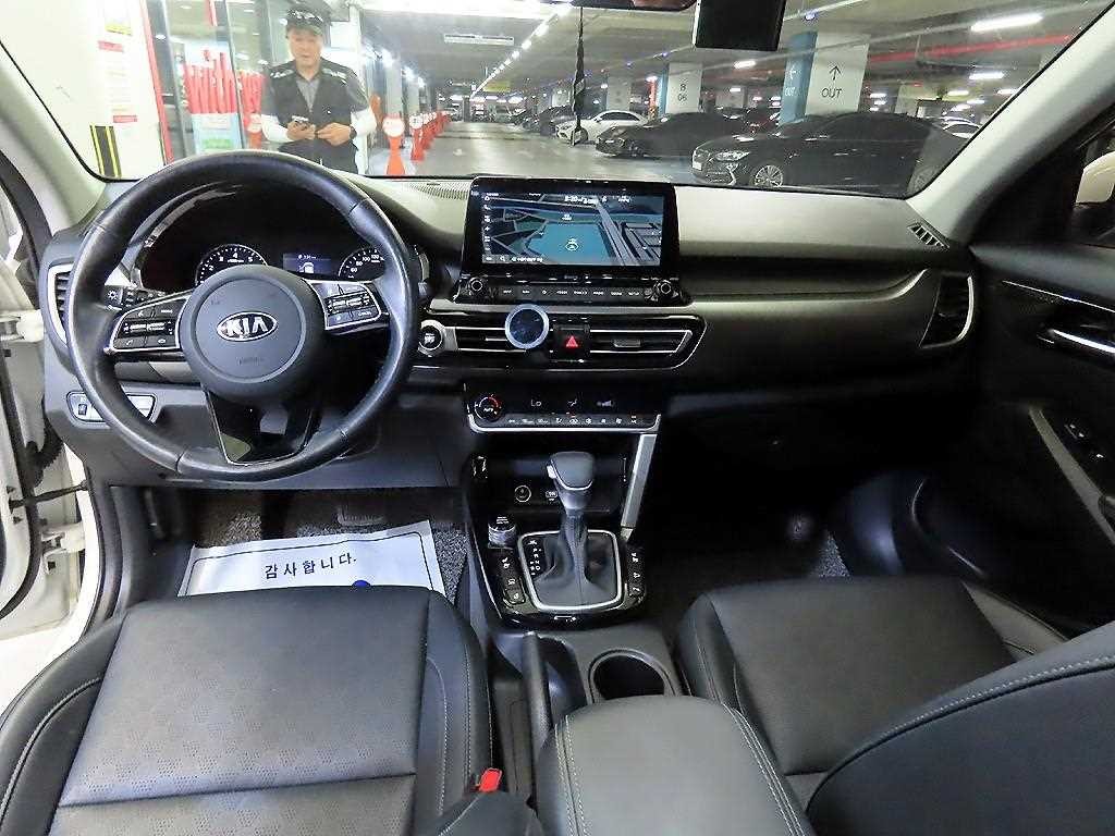 기아 셀토스 가솔린 1.6 터보 2WD 노블레스 이미지 10