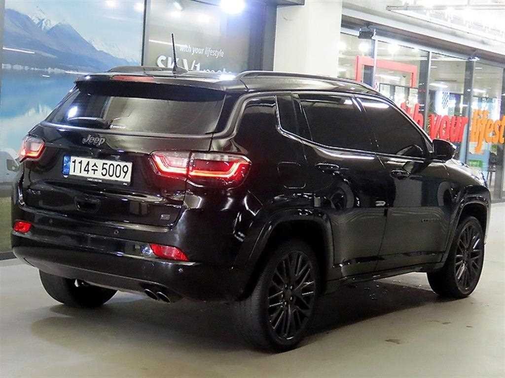 지프 컴패스 컴패스 2세대 2.4 AWD S 이미지 4