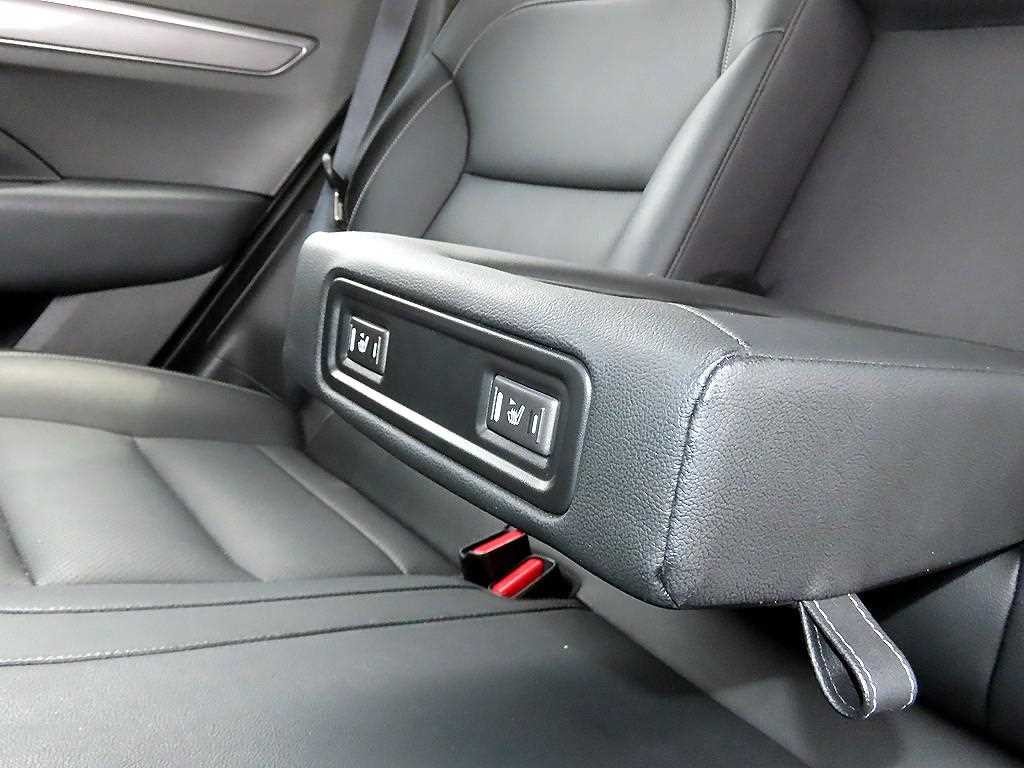 르노코리아(삼성) QM6 더뉴QM6 가솔린 2.0 GDe RE 2WD 이미지 17