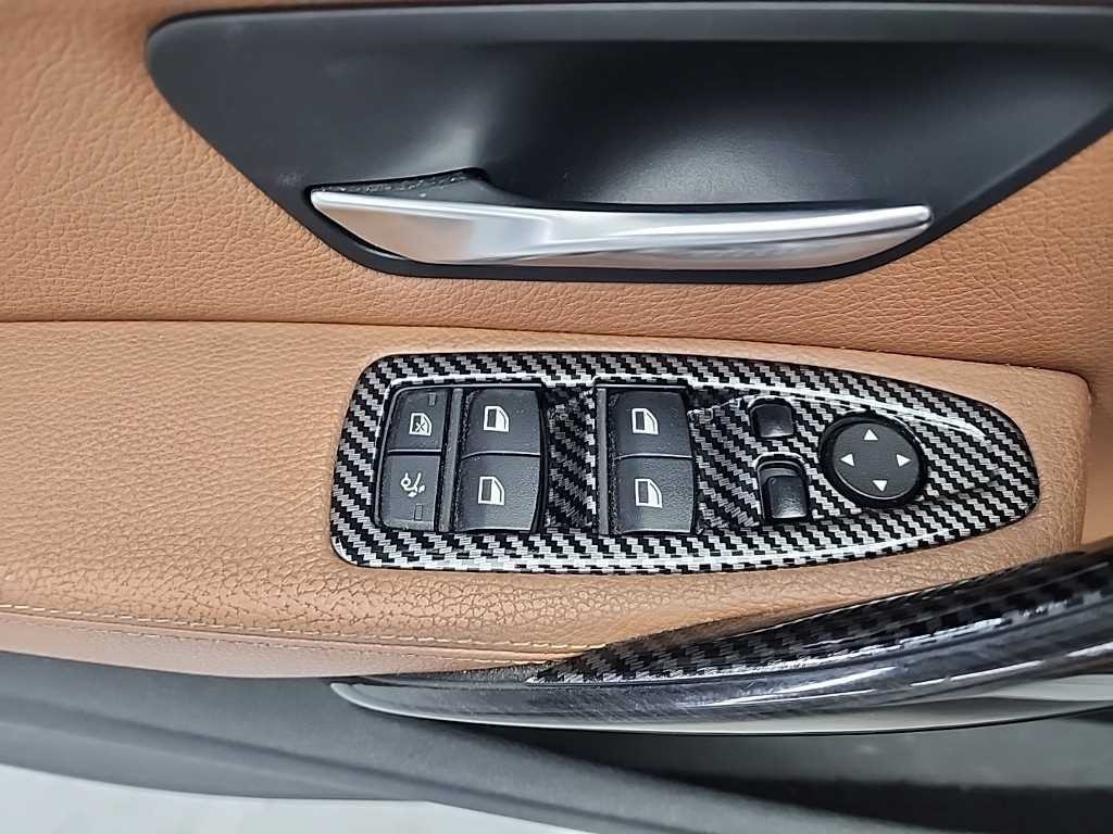 BMW 그란투리스모 3시리즈 GT (F34) GT 320D 럭셔리 이미지 17