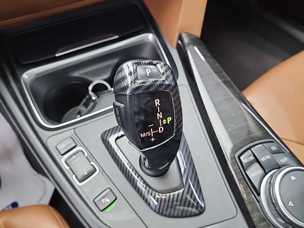 BMW 그란투리스모 3시리즈 GT (F34) GT 320D 럭셔리 이미지 8