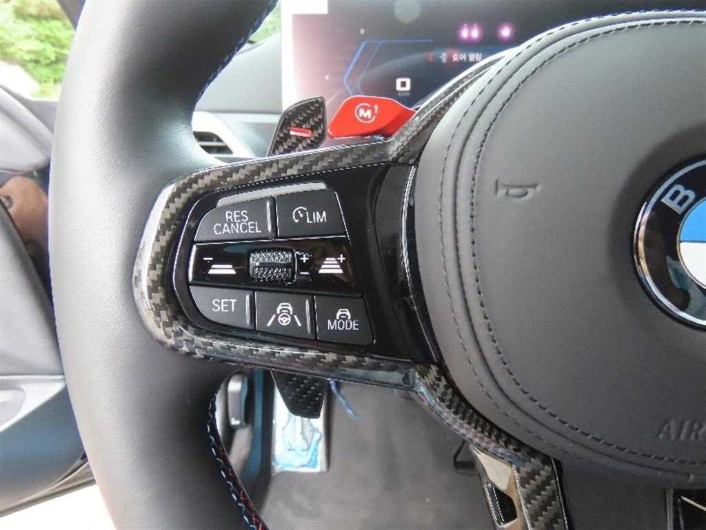 BMW 4시리즈 M4 (G82) 컨버터블 컴패티션 M xDrive 이미지 11