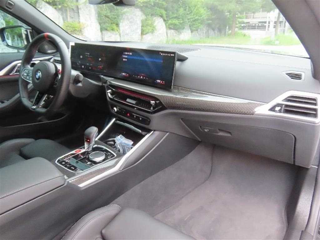 BMW 4시리즈 M4 (G82) 컨버터블 컴패티션 M xDrive 이미지 16