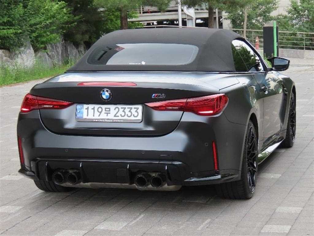 BMW 4시리즈 M4 (G82) 컨버터블 컴패티션 M xDrive 이미지 3