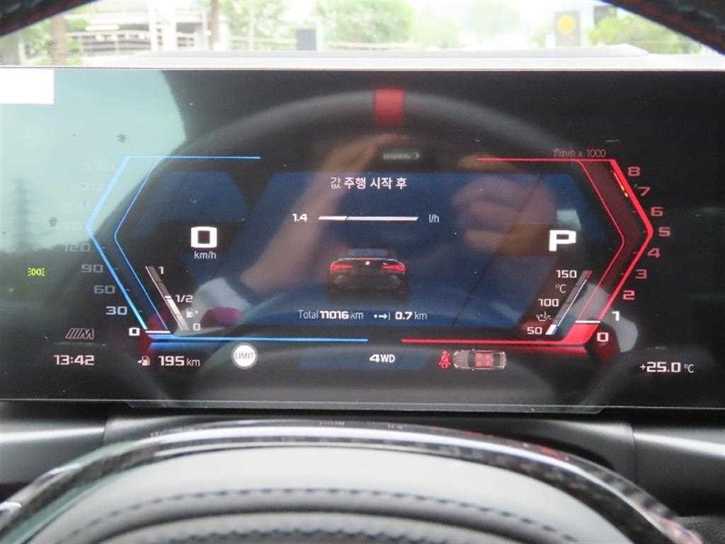 BMW 4시리즈 M4 (G82) 컨버터블 컴패티션 M xDrive 이미지 5