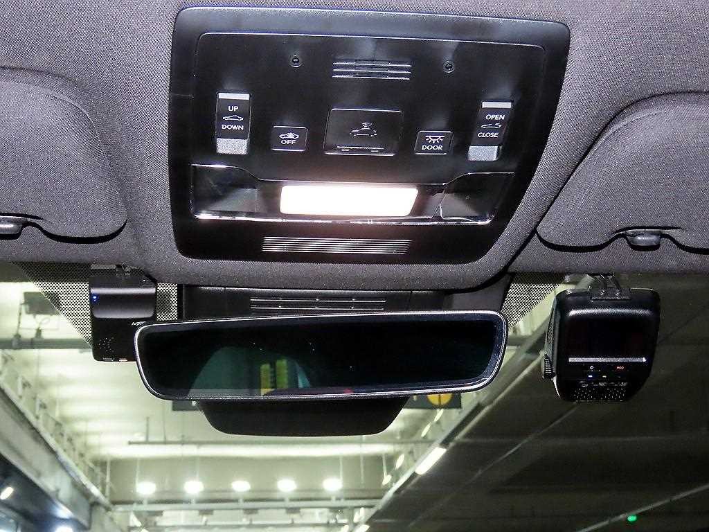 렉서스 UX UX 300h 2.0 F 스포츠 이미지 15