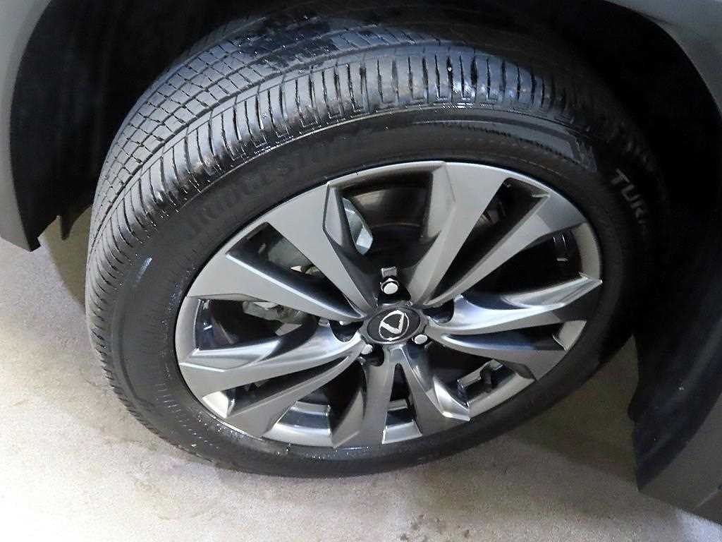 렉서스 UX UX 300h 2.0 F 스포츠 이미지 20