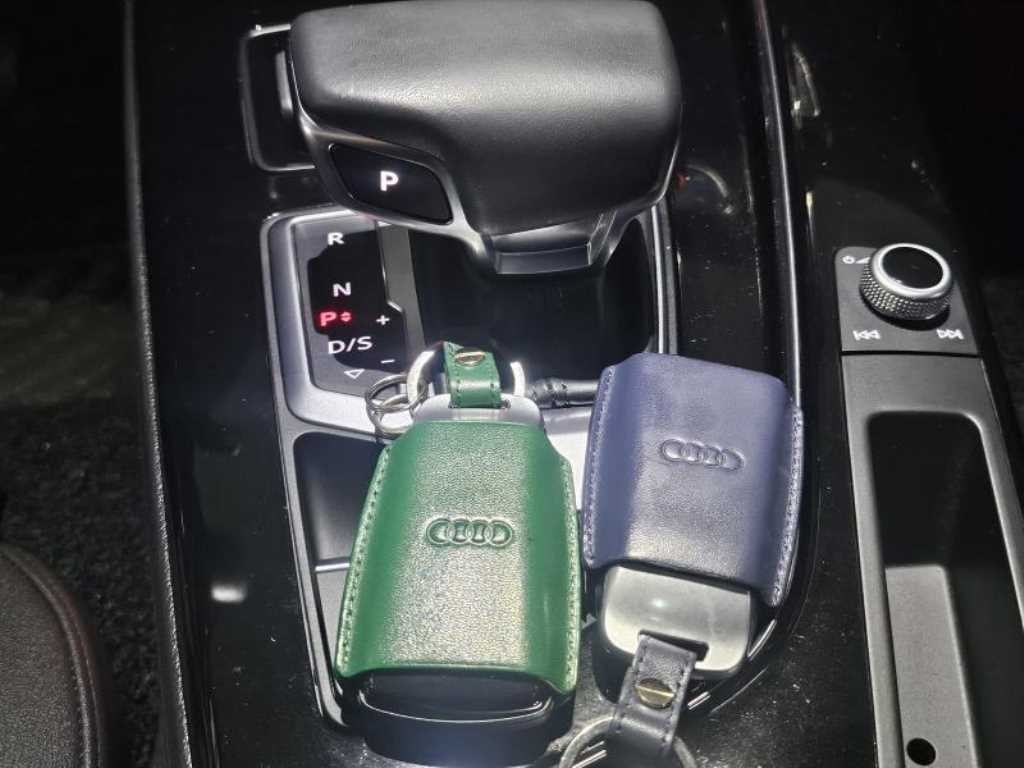 아우디 A5 A5 (F5) 40 TFSI 콰트로 프리미엄 스포트백 이미지 11