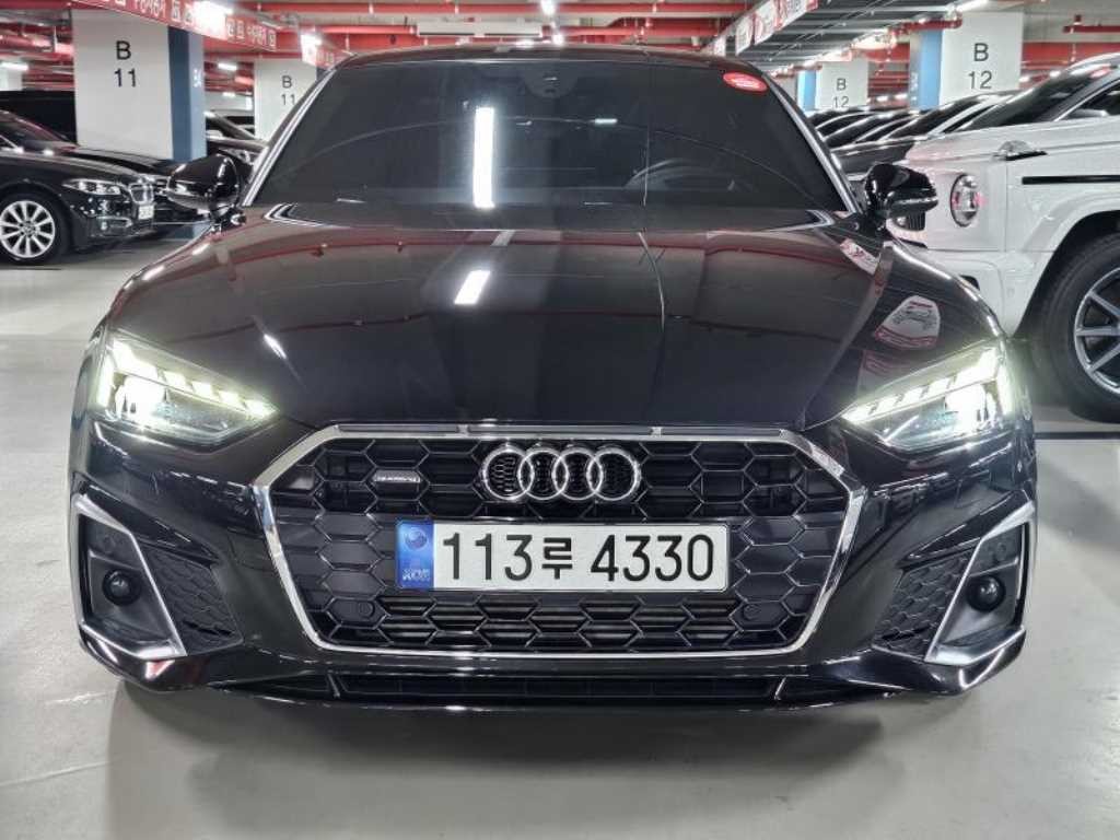 아우디 A5 A5 (F5) 40 TFSI 콰트로 프리미엄 스포트백 이미지 2