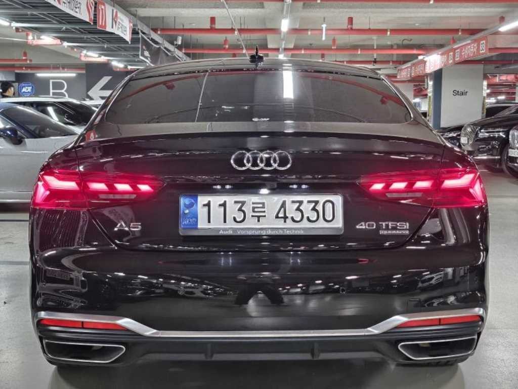 아우디 A5 A5 (F5) 40 TFSI 콰트로 프리미엄 스포트백 이미지 6