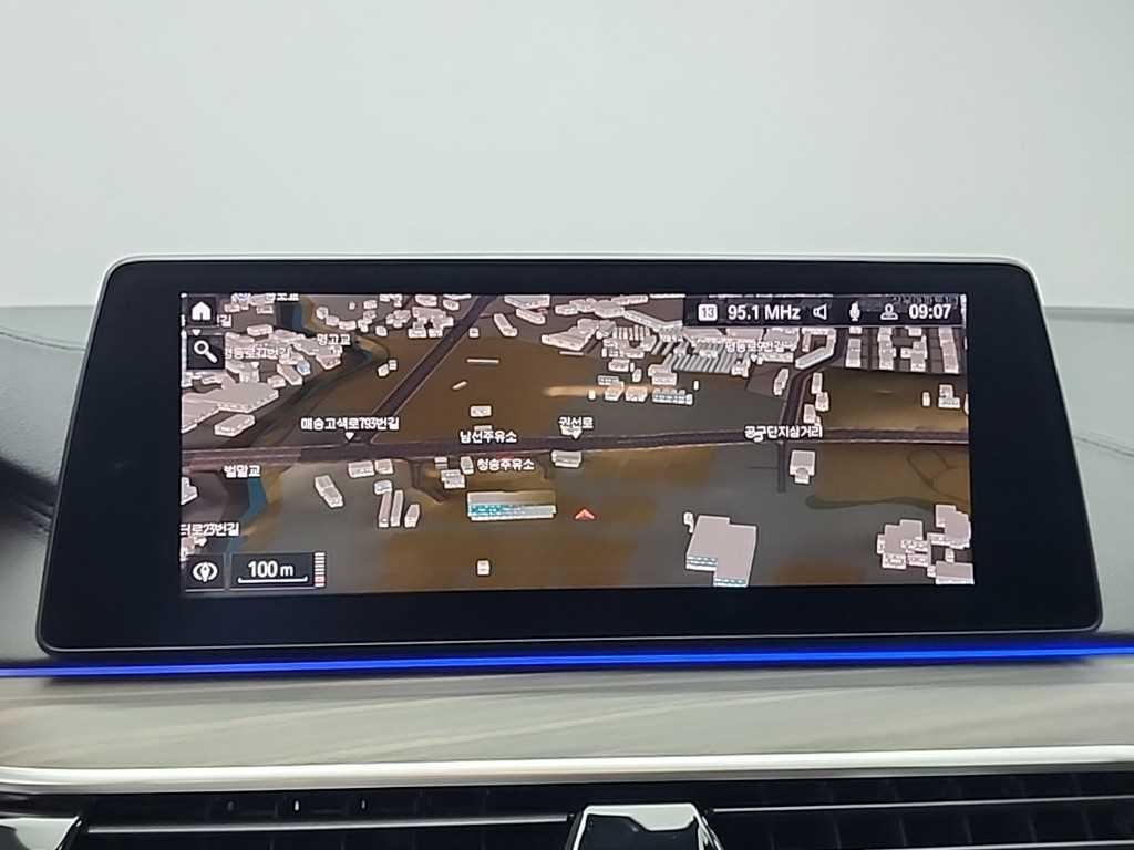 BMW 5시리즈 5시리즈 (G30) 520d 럭셔리 플러스 이미지 15