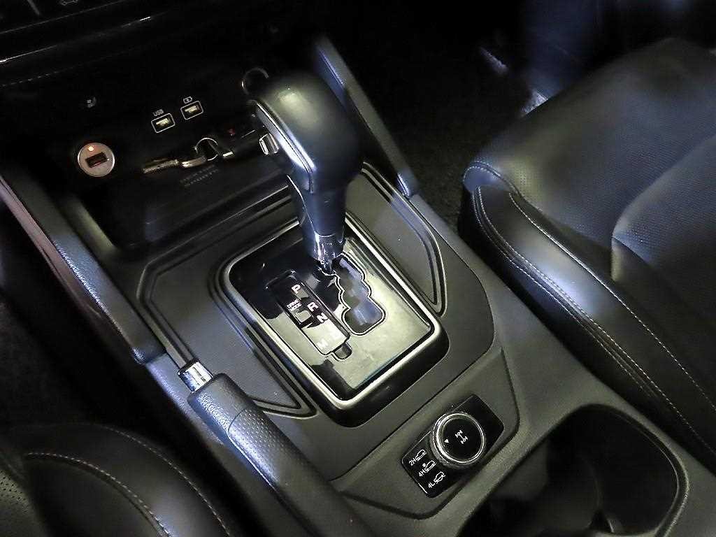 KG모빌리티(쌍용) 렉스턴 더 뉴 렉스턴 스포츠 칸 디젤 2.2 4WD 프레스티지 이미지 12