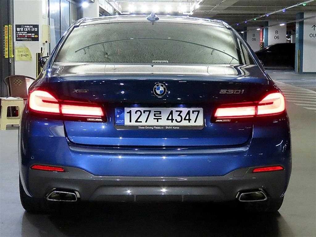 BMW 5시리즈 5시리즈 (G30) 530i xDrive M 스포츠 이미지 5
