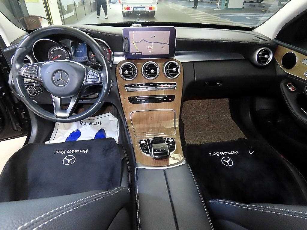 벤츠 C 클래스 C클래스 W205 C220 d 익스클루시브 이미지 10
