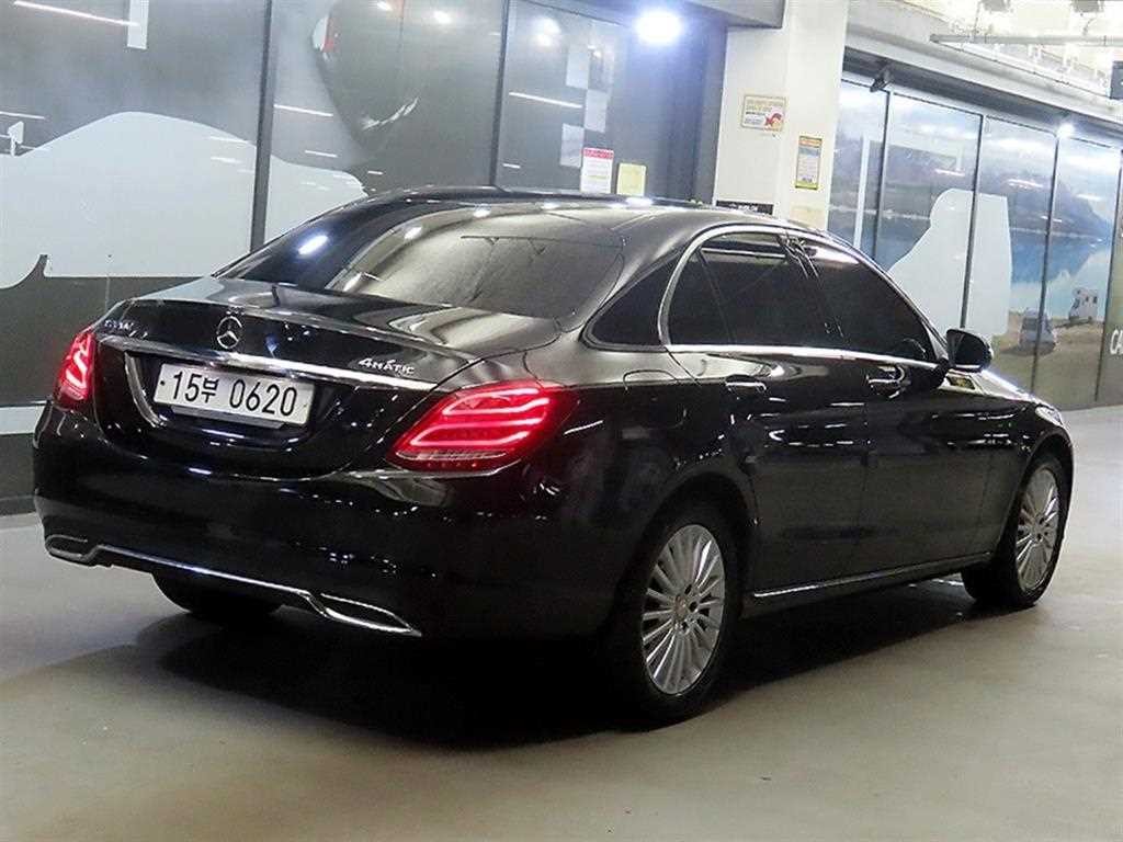벤츠 C 클래스 C클래스 W205 C220 d 익스클루시브 이미지 4