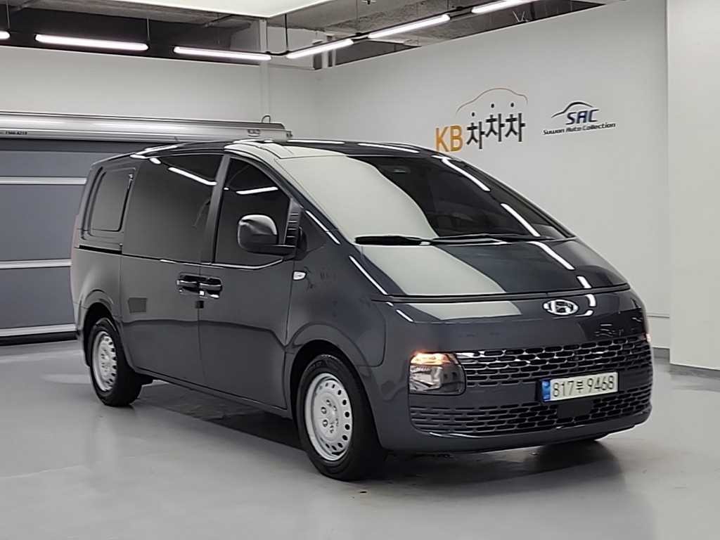 현대 스타리아 2WD 디젤 카고 스마트 5인승 이미지 4