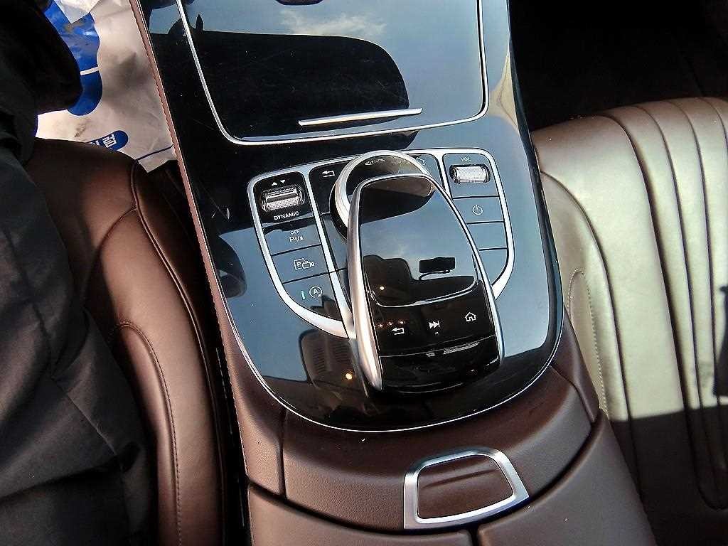 벤츠 CLS 클래스 CLS클래스 C257 CLS 300d AMG Line 이미지 13
