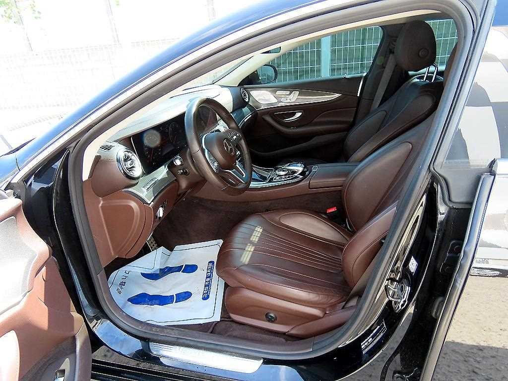 벤츠 CLS 클래스 CLS클래스 C257 CLS 300d AMG Line 이미지 5