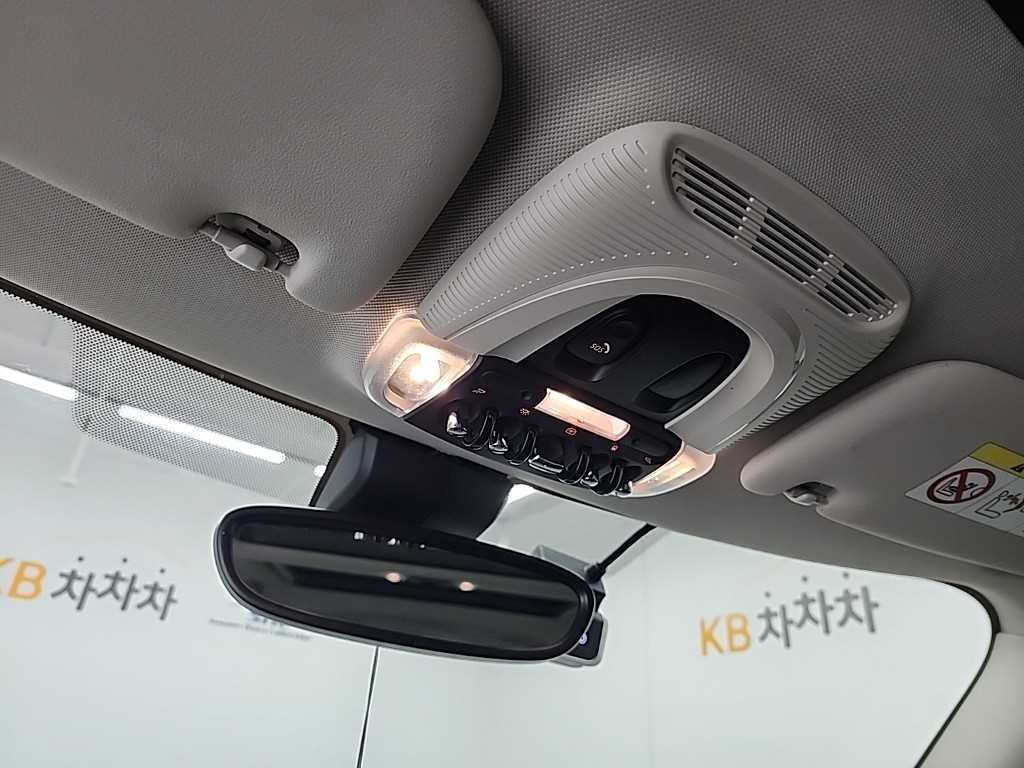 미니 클럽맨 쿠퍼 클럽맨 클래식 2세대 이미지 16