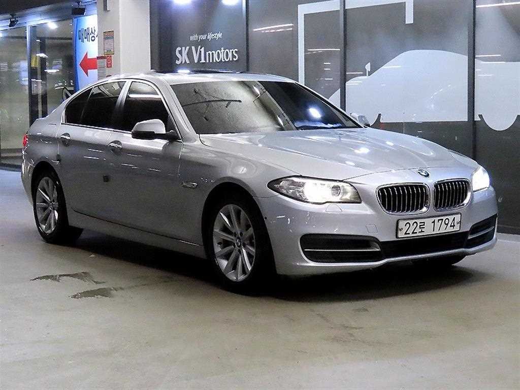 BMW 5시리즈 5시리즈 (F10) 528i 이미지 2