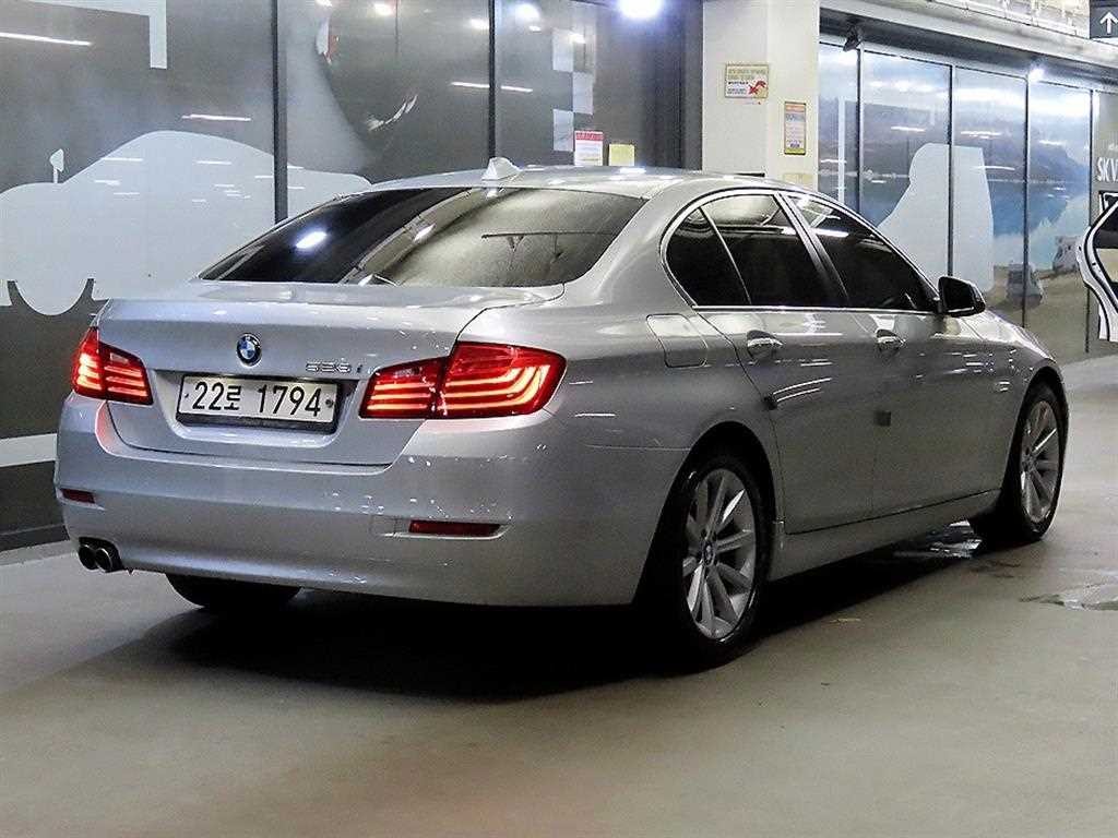 BMW 5시리즈 5시리즈 (F10) 528i 이미지 5