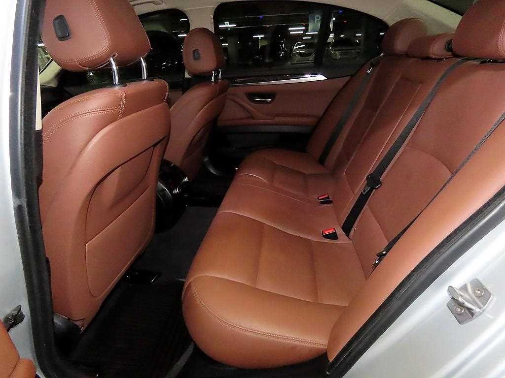 BMW 5시리즈 5시리즈 (F10) 528i 이미지 8