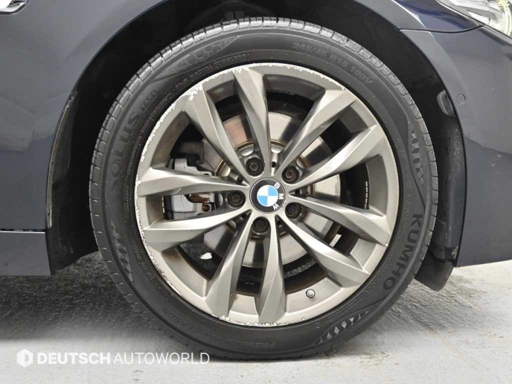BMW 5시리즈 5시리즈 (F10) 528i xDrive M 에어로 다이나믹 이미지 5