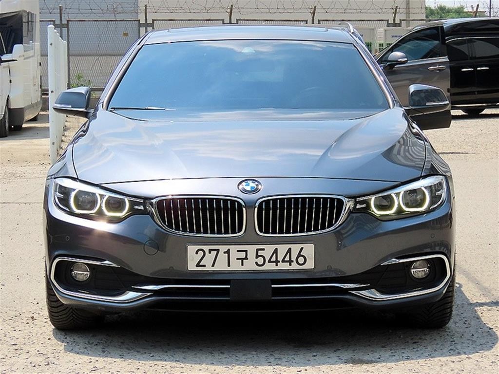 BMW 4시리즈 4시리즈 (F32) 420d 그란쿠페 럭셔리 이미지 1