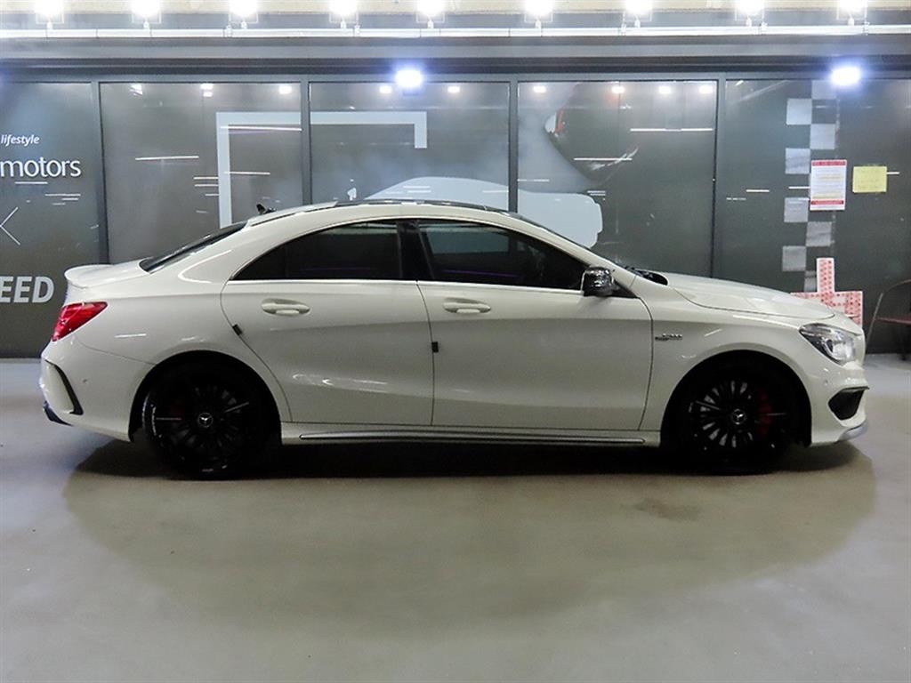 벤츠 CLA 클래스 CLA클래스 CLA 45 AMG 4MATIC 이미지 3