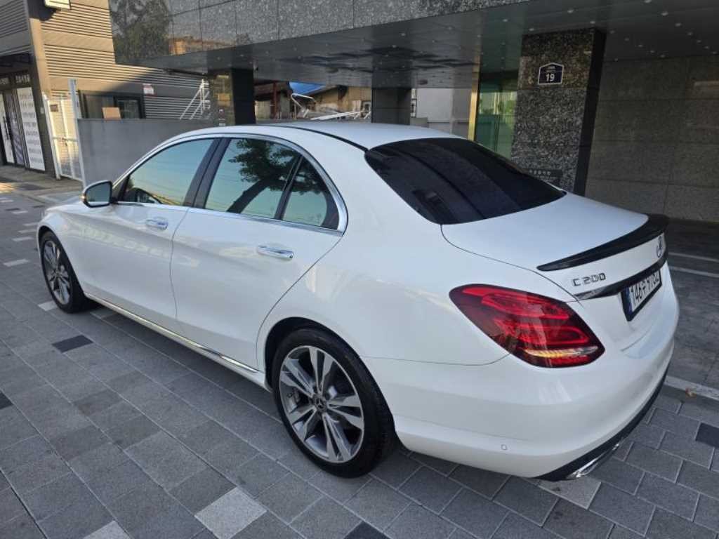 벤츠 C 클래스 C클래스 W205 C200 아방가르드 이미지 6
