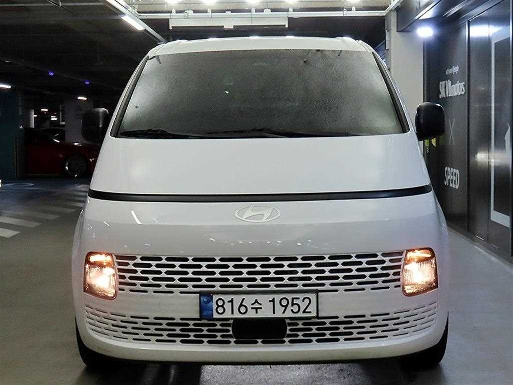 현대 스타리아 2WD 디젤 카고 스마트 5인승 이미지 2
